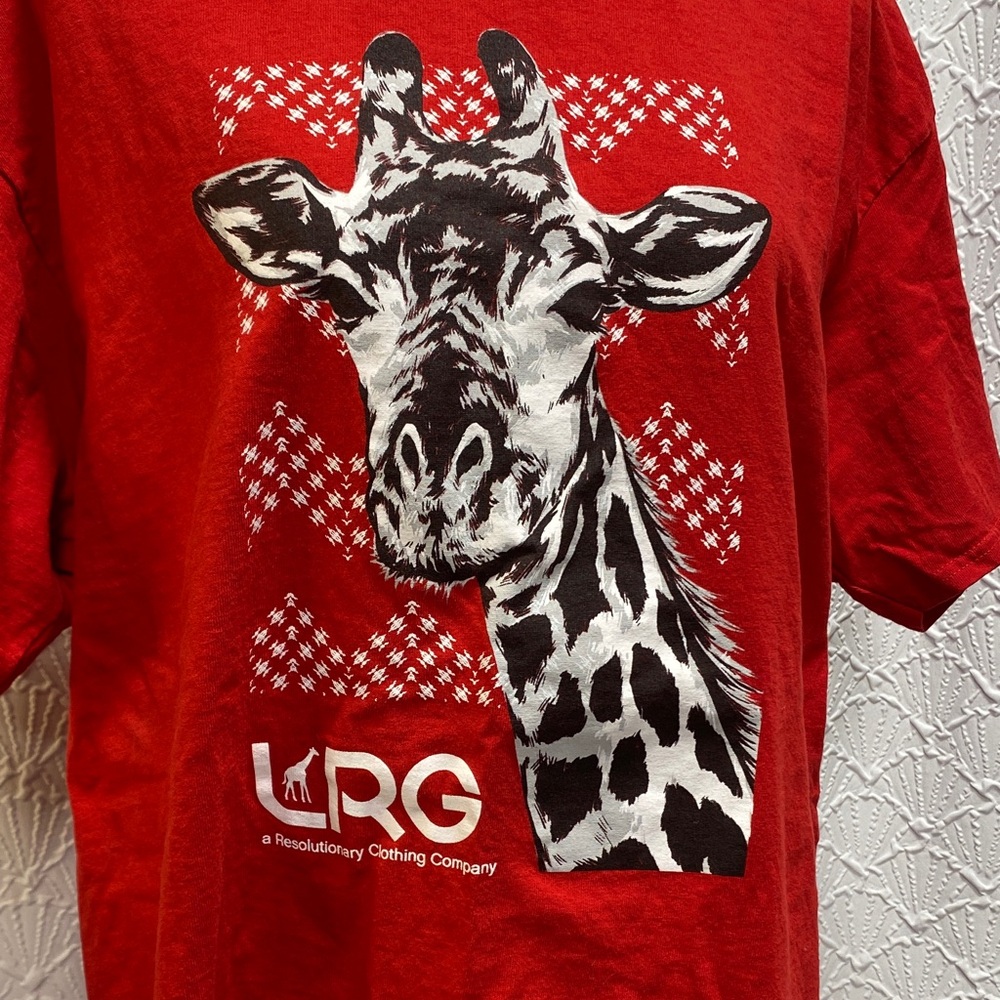 LRG size XL Red Giraffe Graphic Tee Hip Hop unisex casual animal print